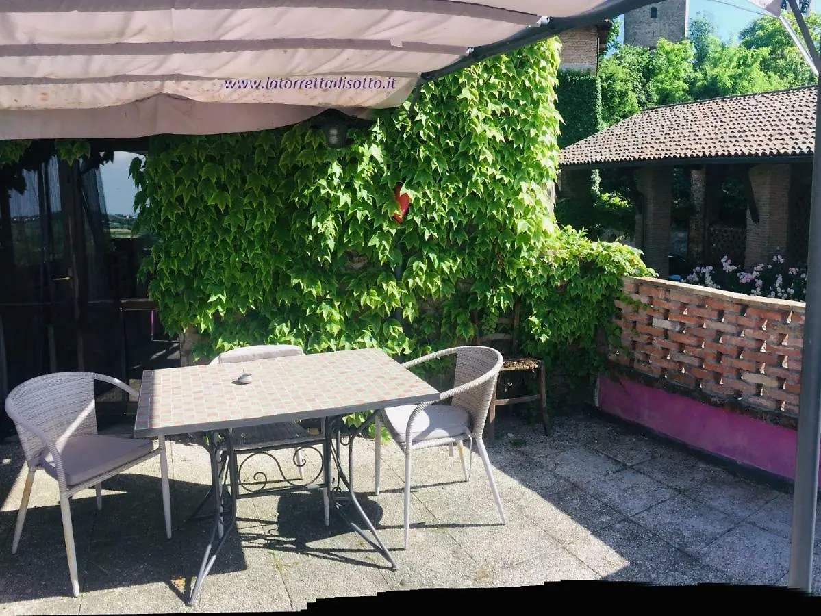 La Torretta Di Sotto Bed & Breakfast Santa Maria della Versa 3*,  Italy
